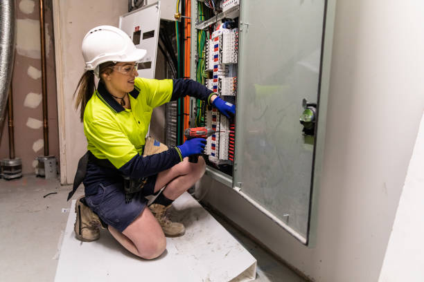 Best Emergency Electrical Repair  in Oldsmar, FL